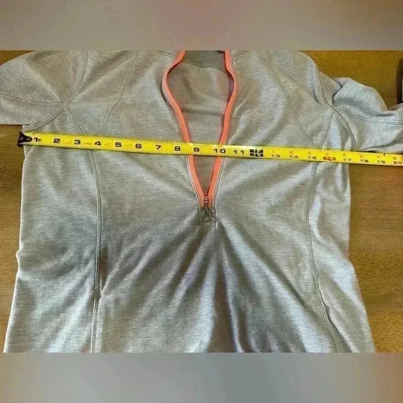 Lululemon Forthright gray 1/2 zip pullover - Picture 5 of 9